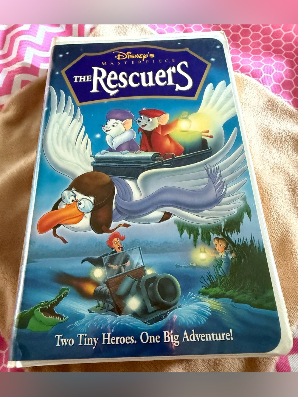 Disney Masterpiece The Rescuers VHS
